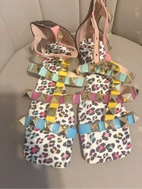 Cape Robbin Pastel Studded Leopard Print Kids Sandals - Pink, Blue, Mint, Yellow